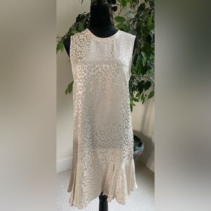 BCBG Maxazria Sheridan Women Dusk
Color Sleeveless Dress.